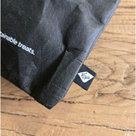 Virgin Atlantic Upper Class First Class Goodie Bag Amenity Toiletry Kit New - Picture 2 of 5